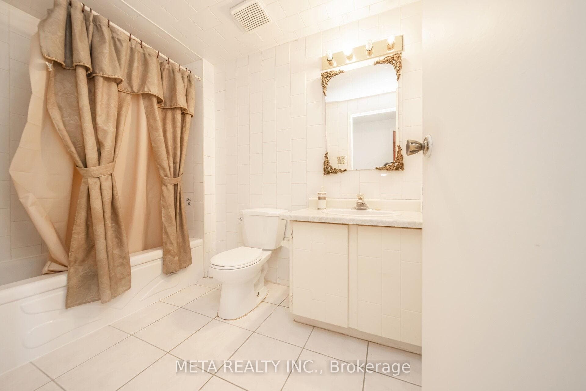 155 Briarwood Avenue photo 28