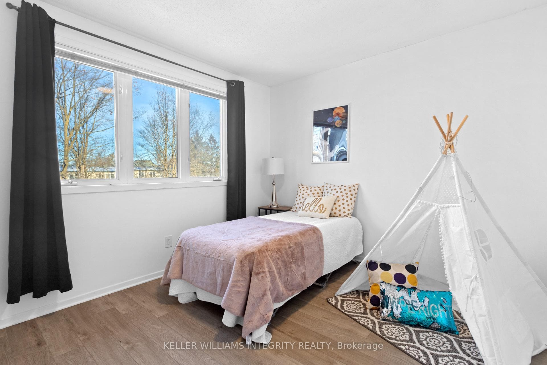 20 Gillespie Crescent photo 23