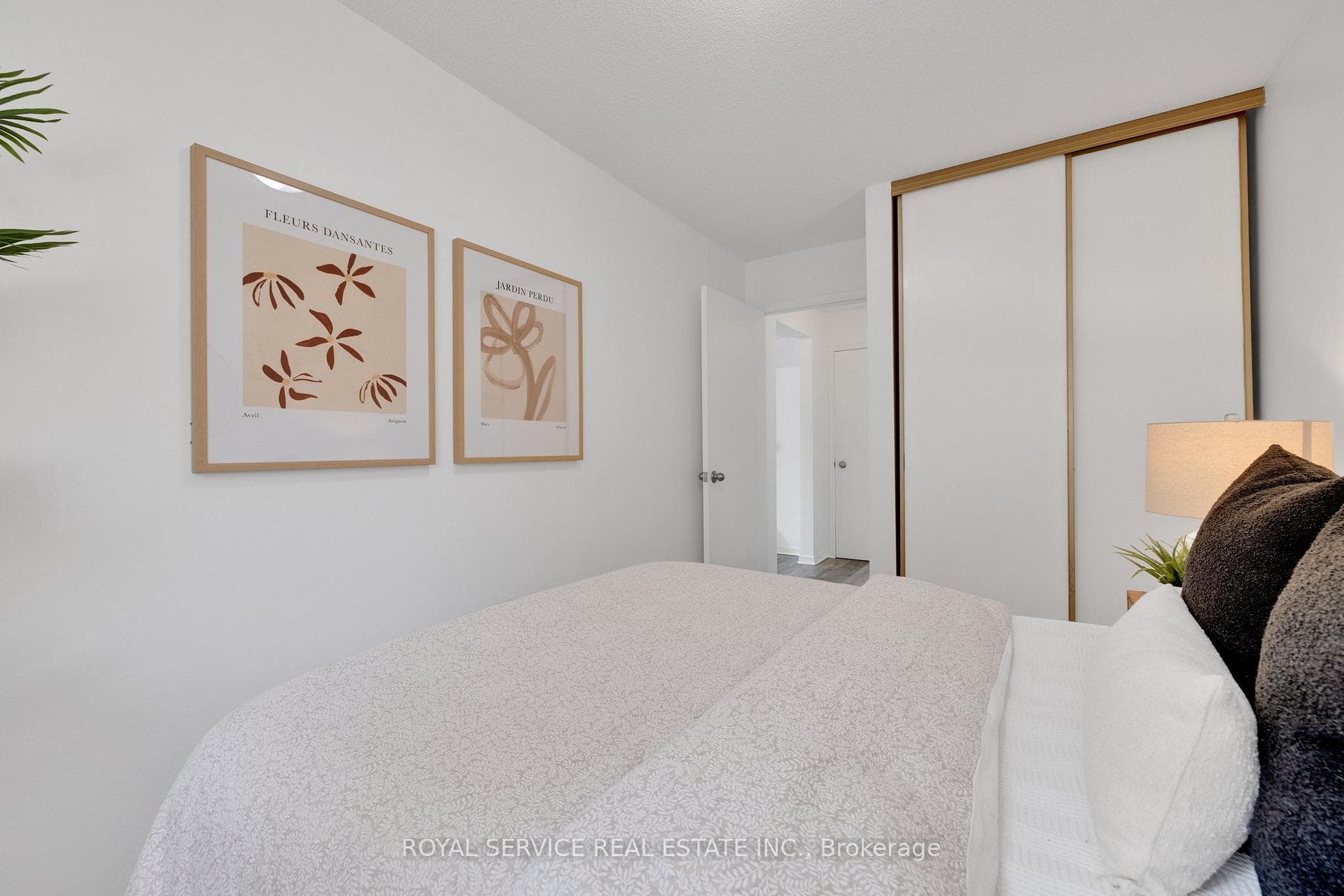 3rd Bedroom with Double Closet