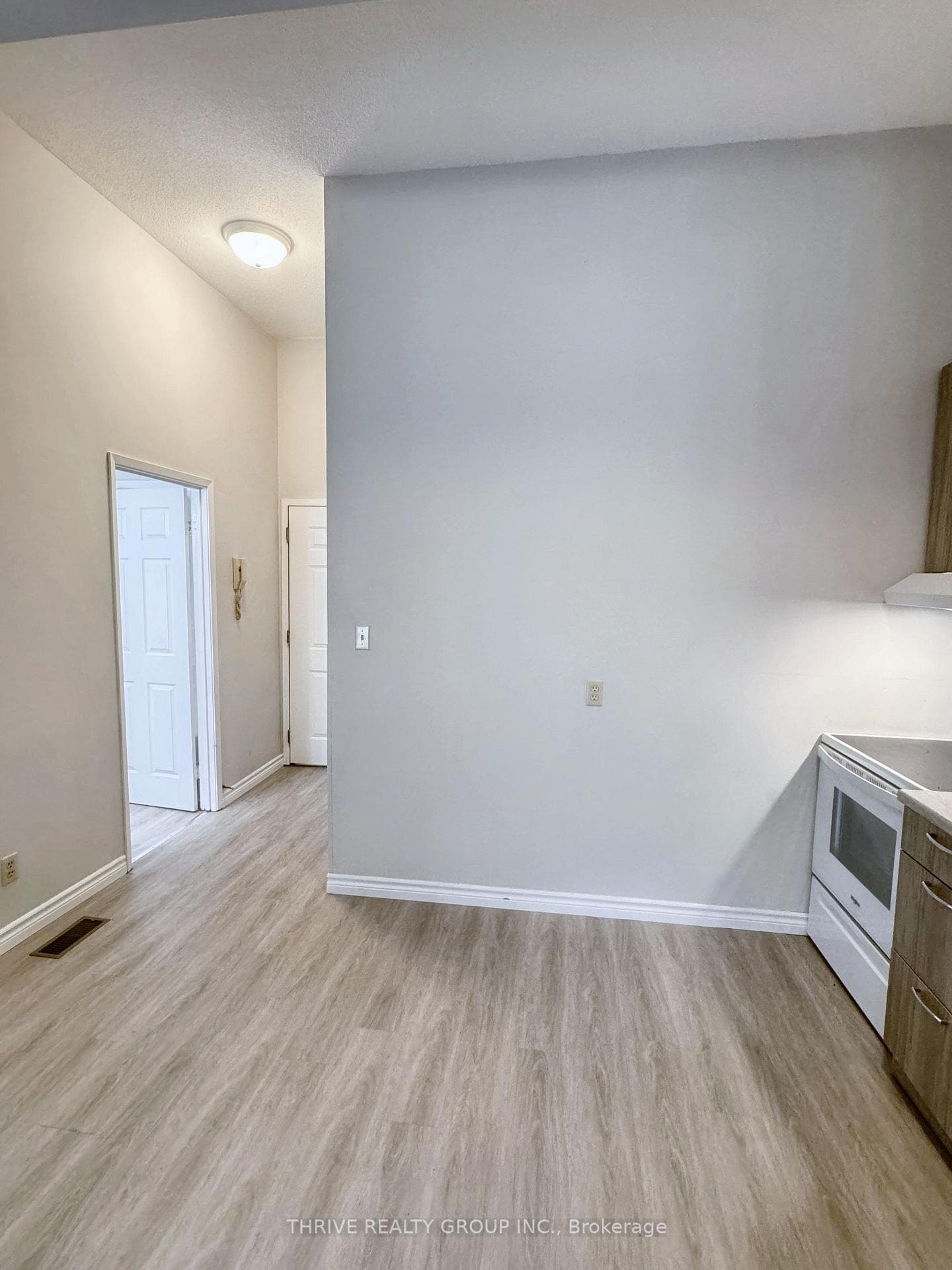156 Main Street Unit 4 photo 7