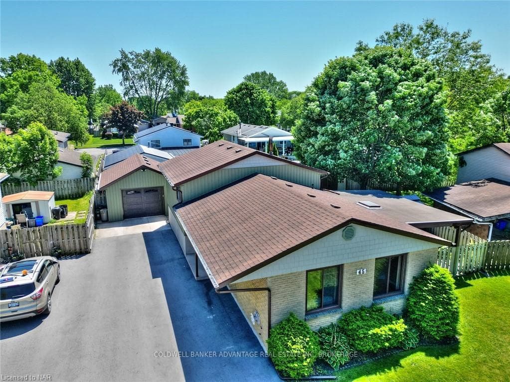 45 MCCRAE Drive photo 1