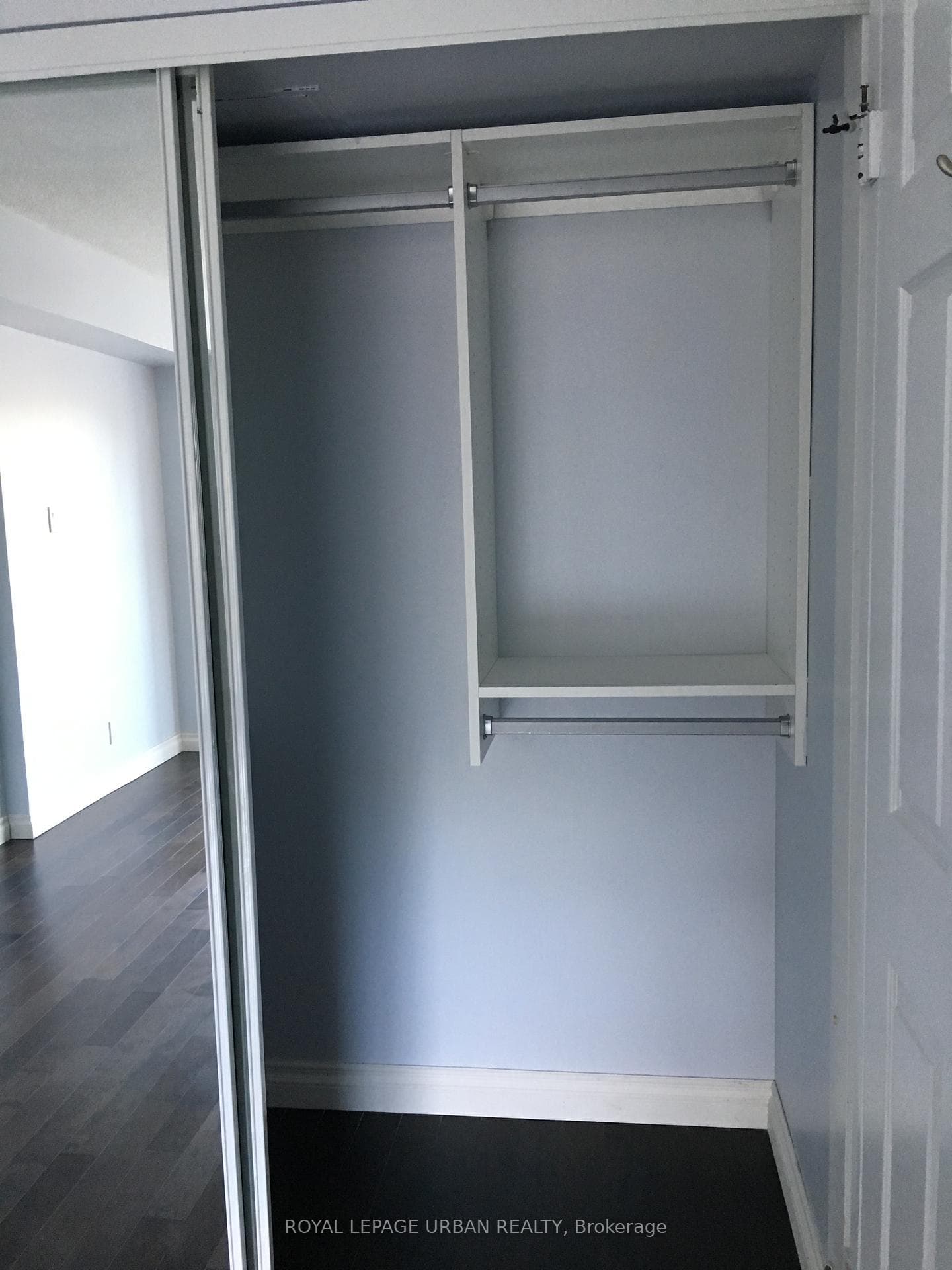 10 Yonge Street Unit 410 photo 11