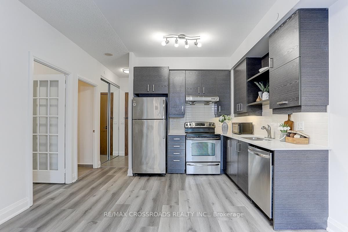 8228 Birchmount Road Unit 310 photo 12