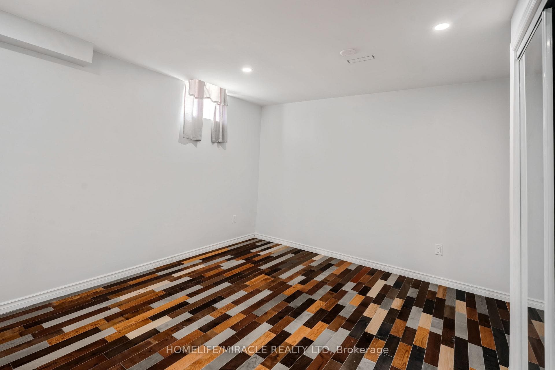 7836 Hoptree Road photo 42