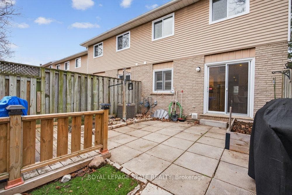 610 Barton Street Unit 46 photo 33