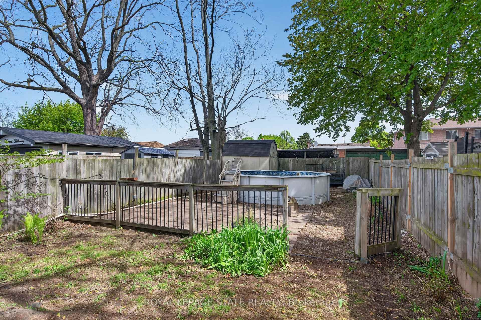 147 Strachan Street photo 26