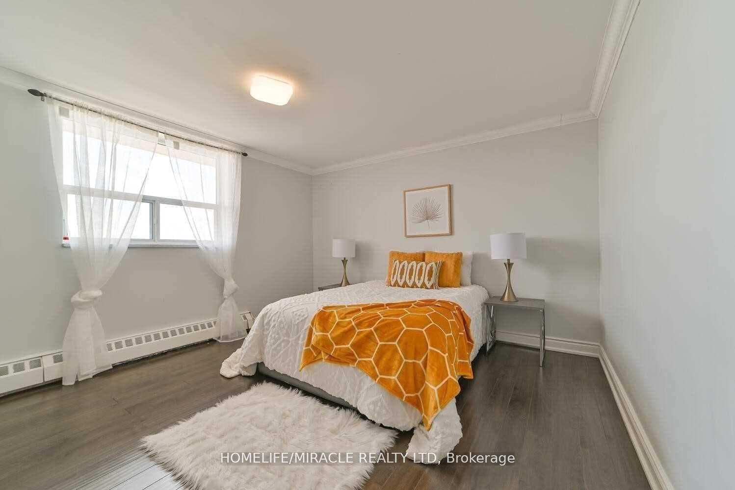 3533 Derry Road Unit 1008 photo 17