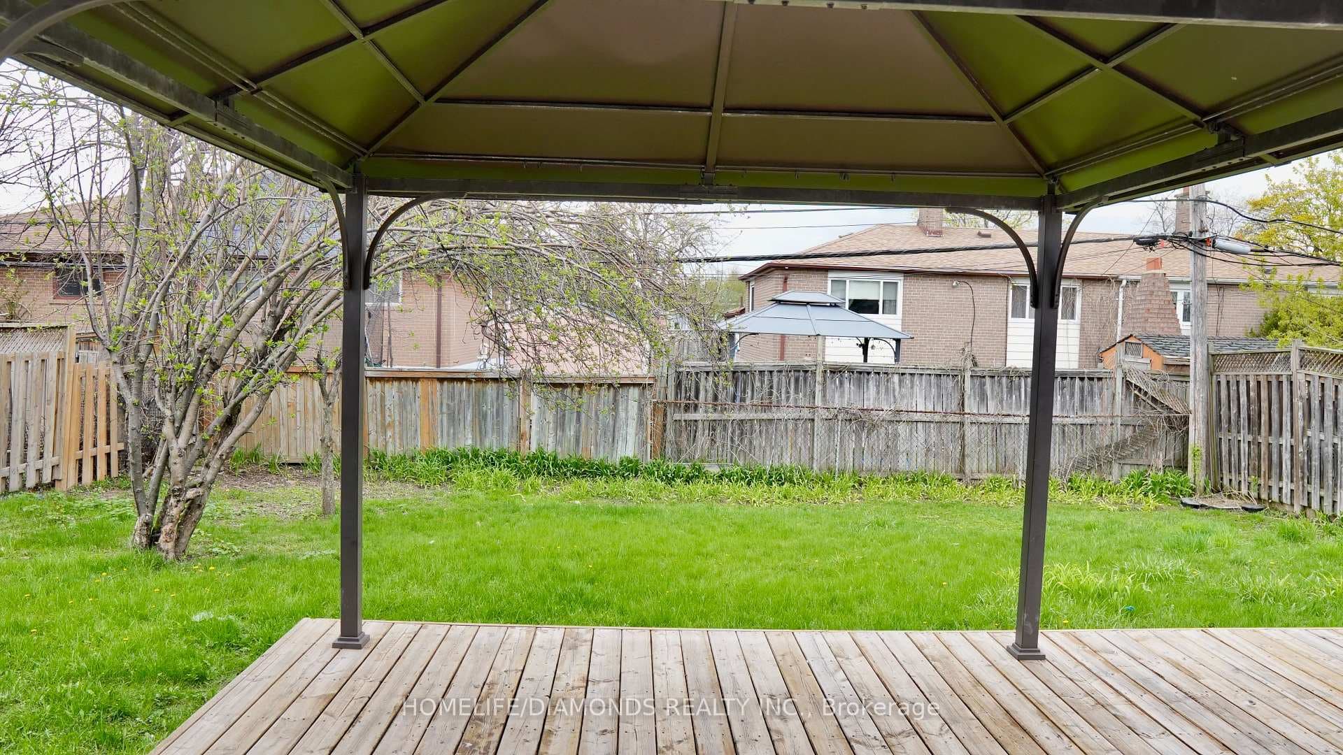 15 ATHLONE Avenue photo 17
