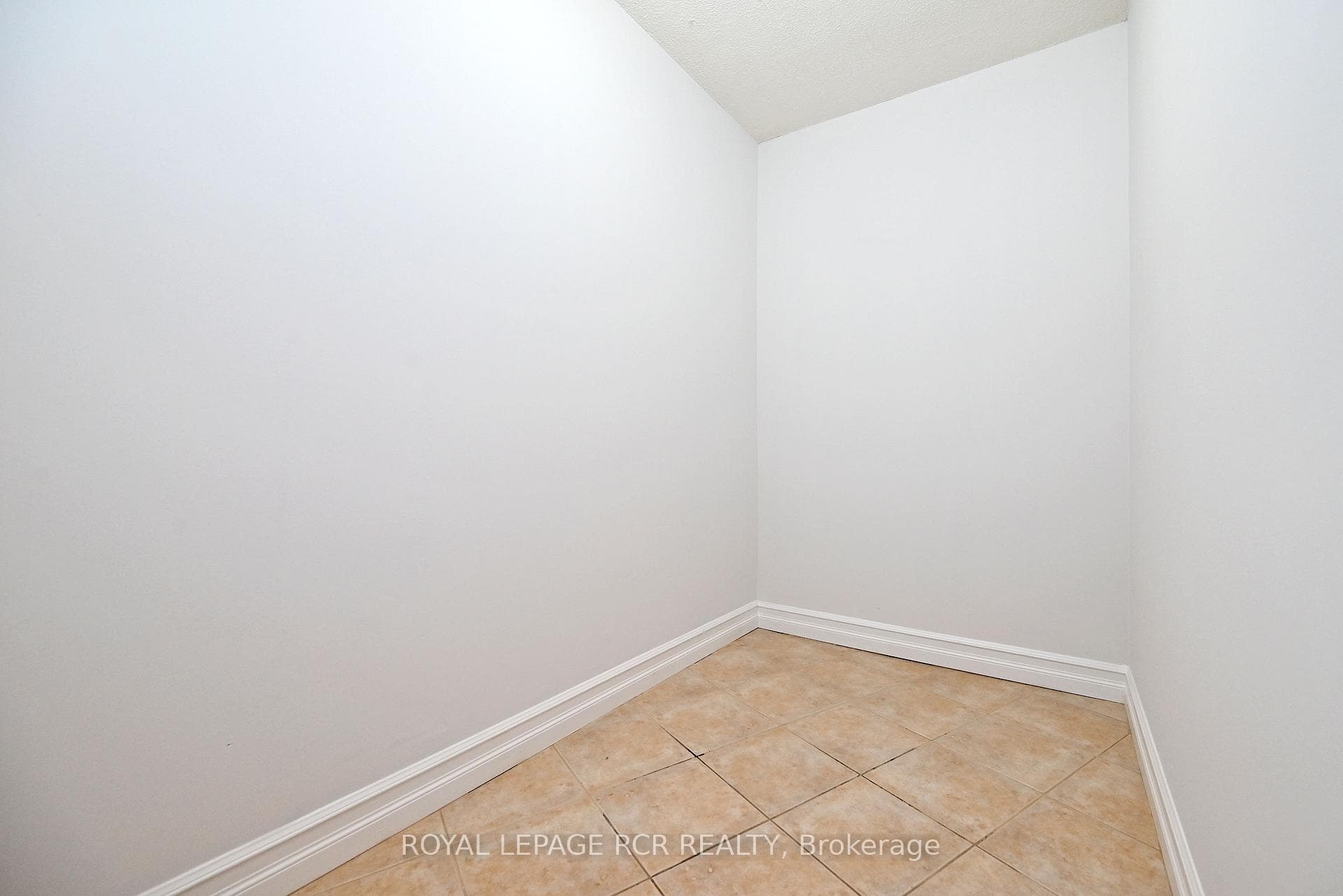 260 Davis Drive Unit 408 photo 29