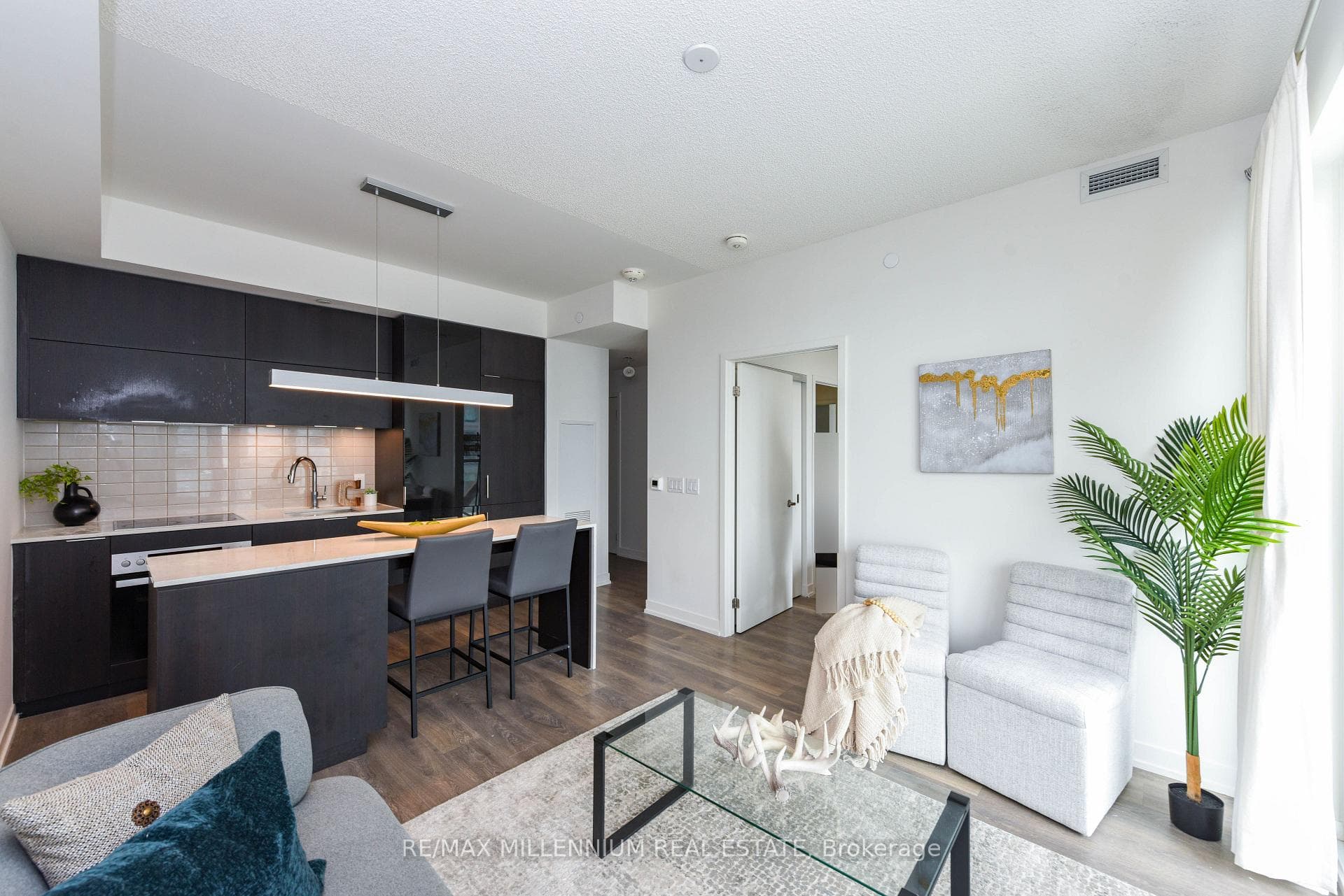 15 Lower Jarvis Street Unit 2902 photo 4