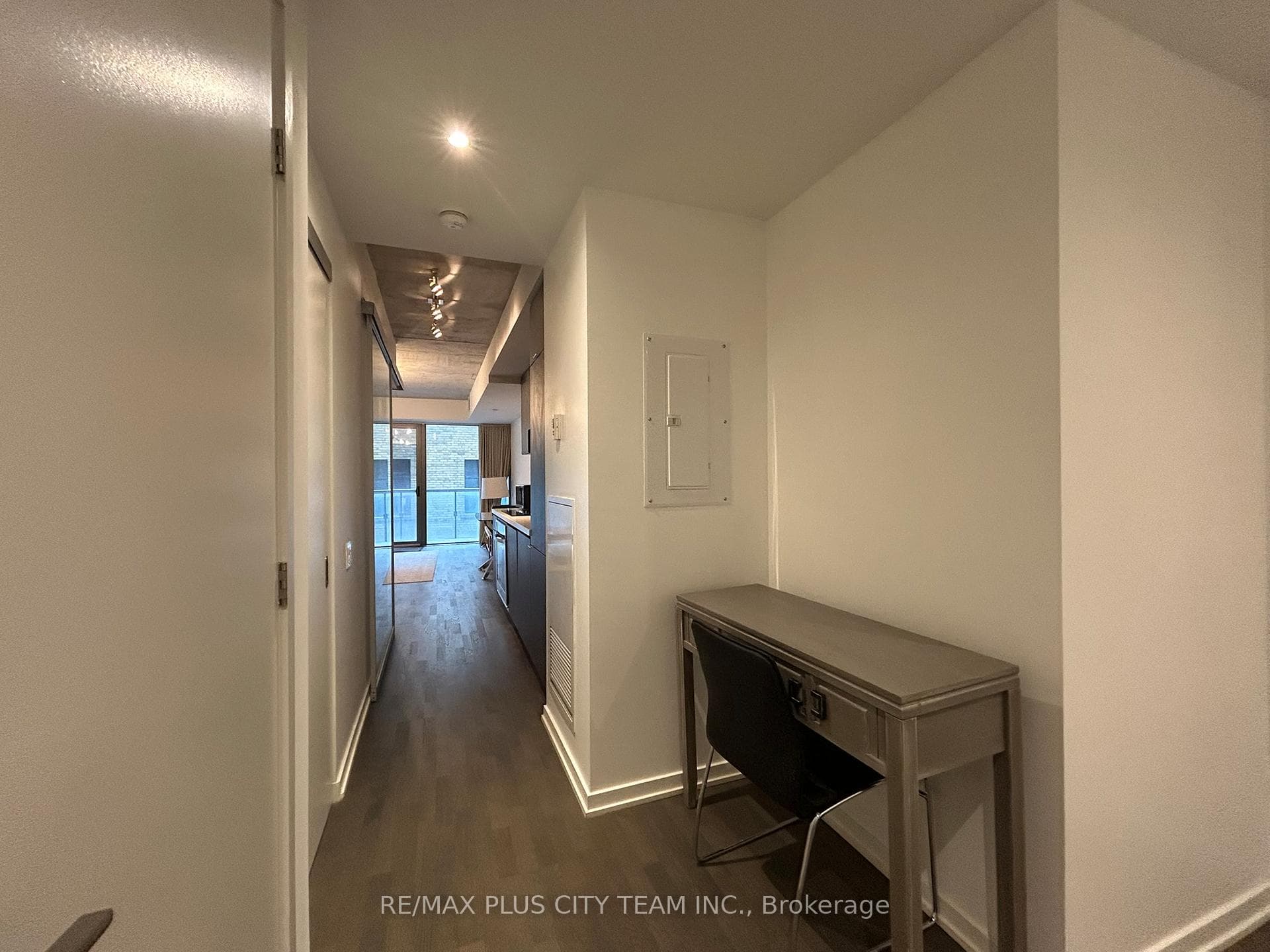 60 Colborne Street Unit 419 photo 8
