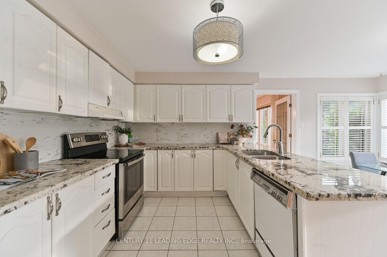 32 Addington Square photo 20