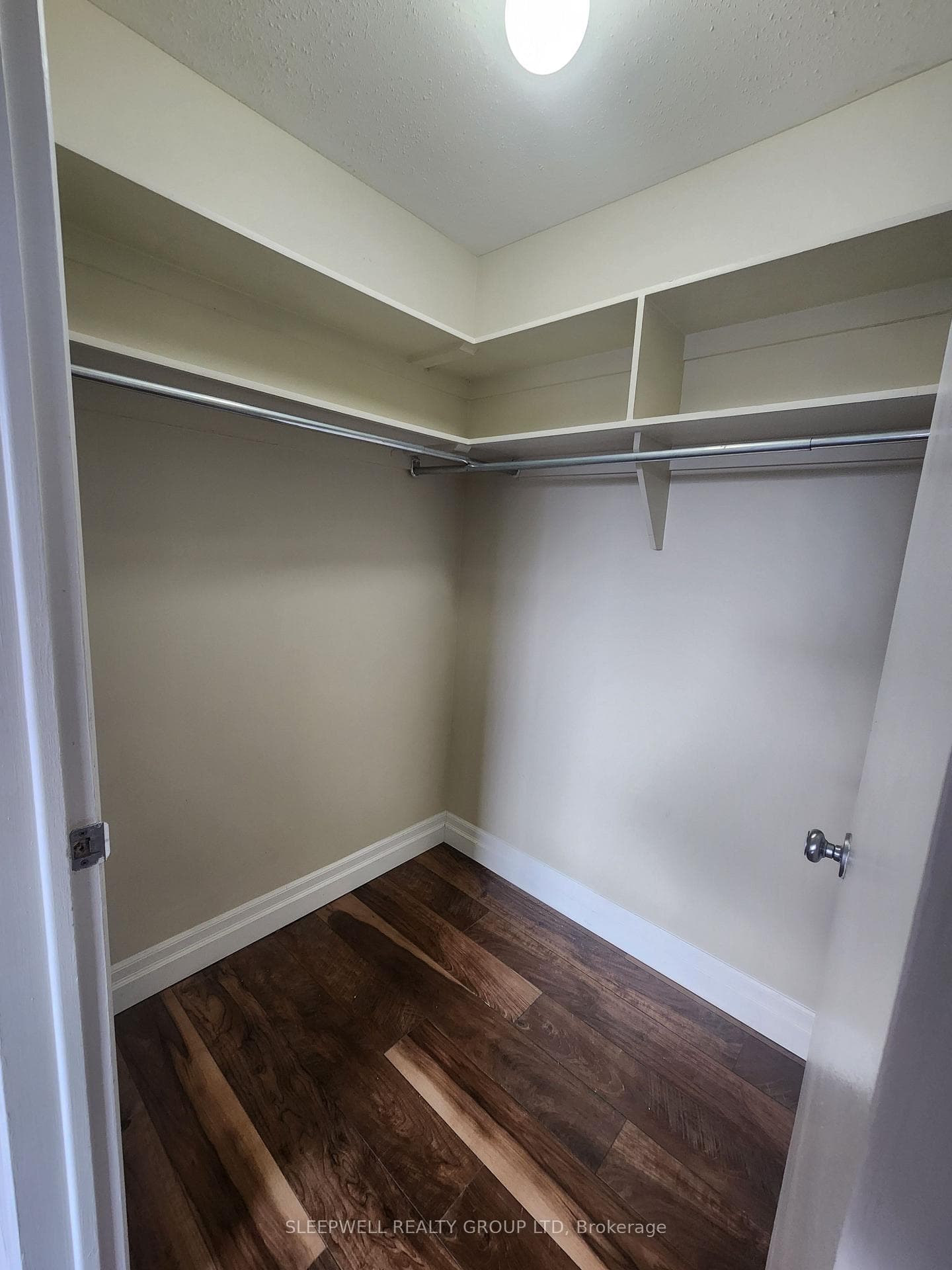 250 Brittany Drive Unit 318 photo 11