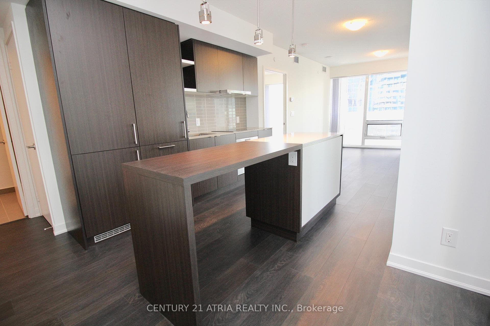 100 Harbour Street Unit 2510 photo 2