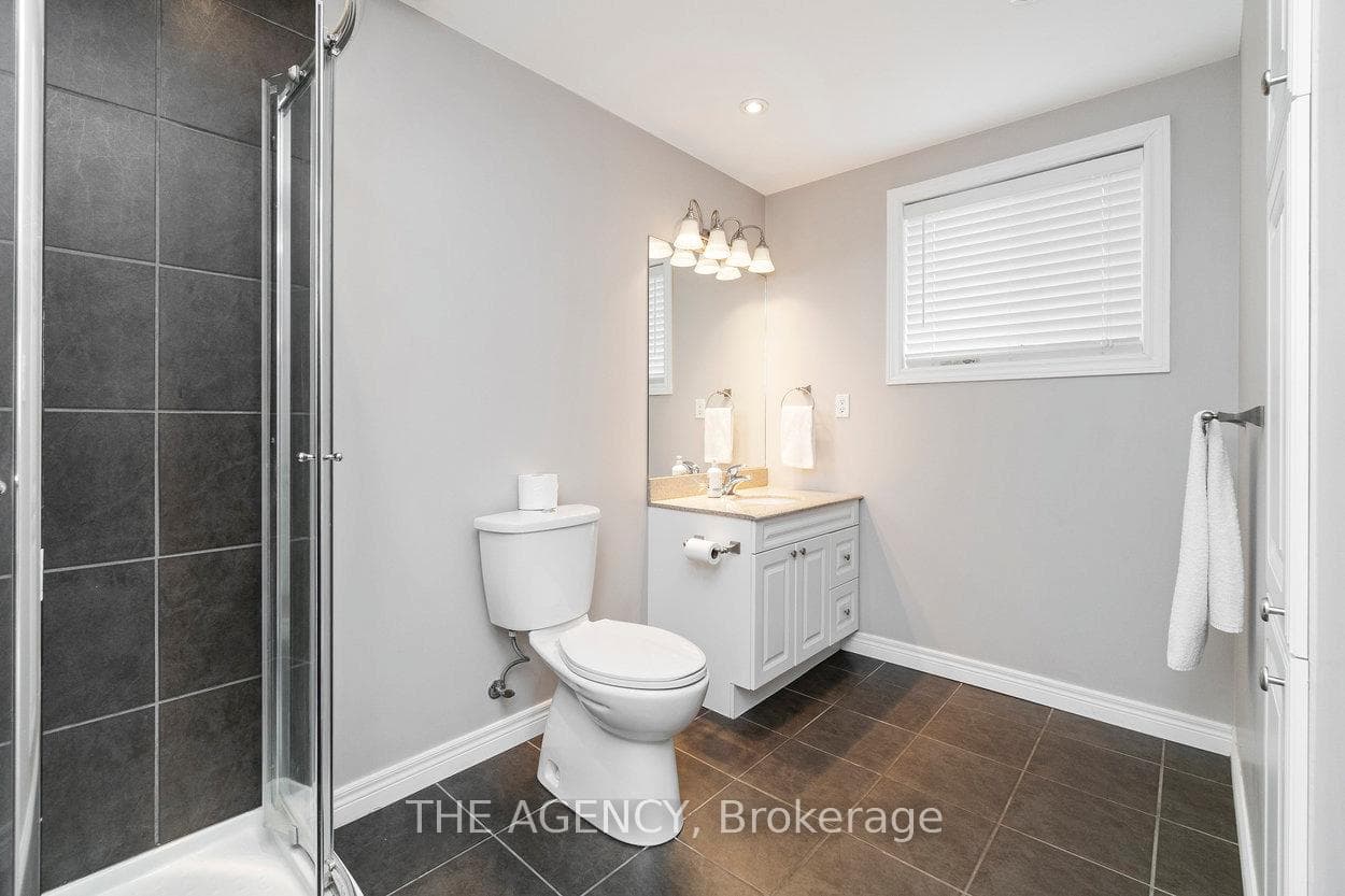 21 Lindan Street photo 32