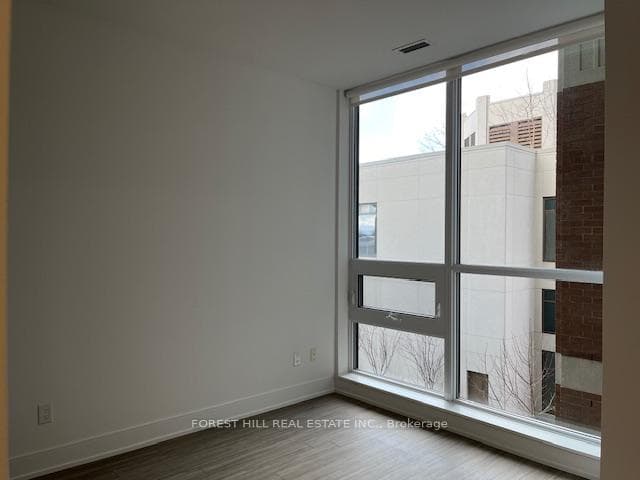 310 Tweedsmuir Avenue Unit 320 photo 6
