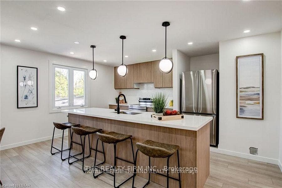 130 Appel Street photo 17