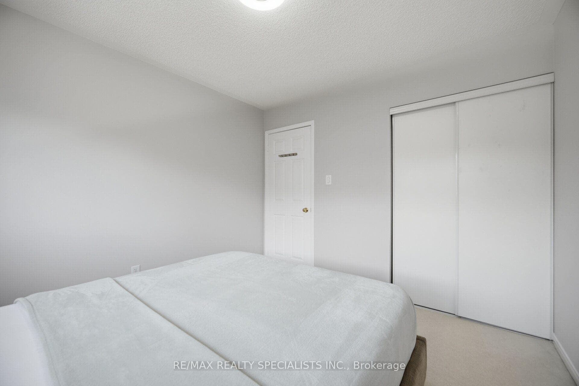5230 Glen Erin Drive Unit 119 photo 30