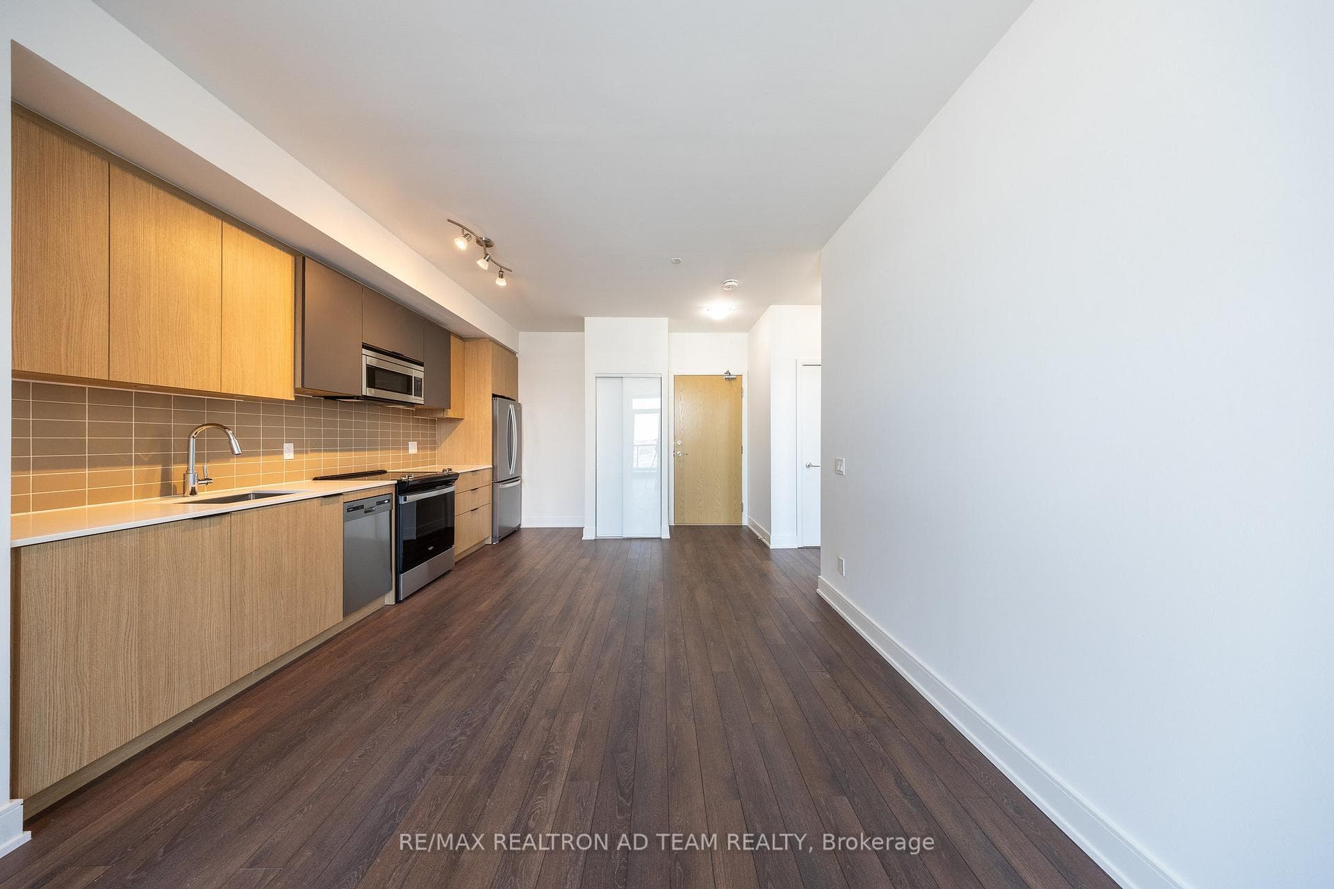 1350 Ellesmere Road Unit 1201 photo 12