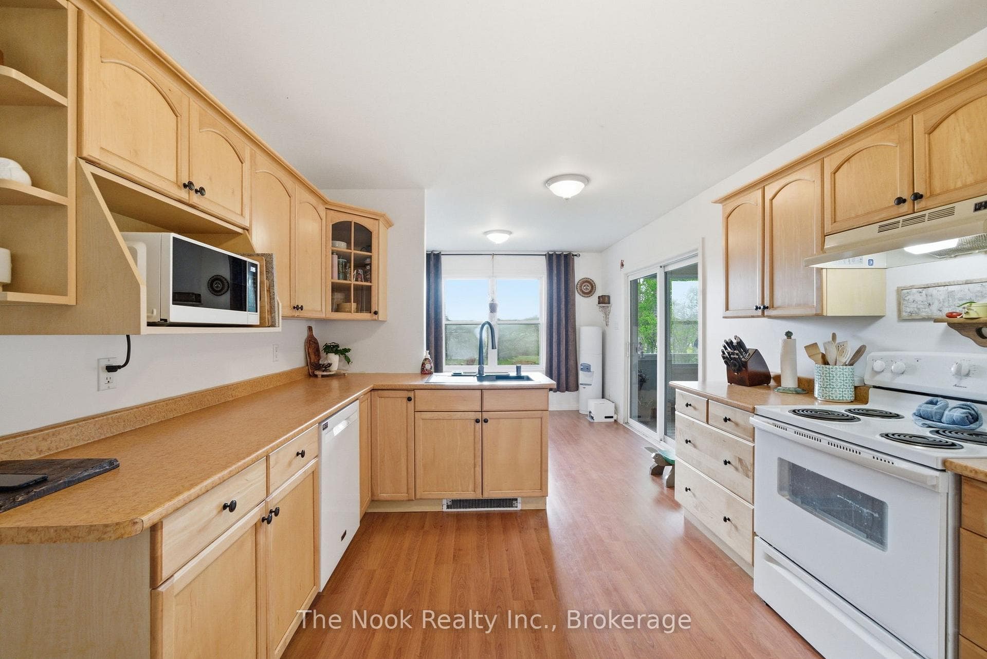 4 McGillivray Lane photo 17