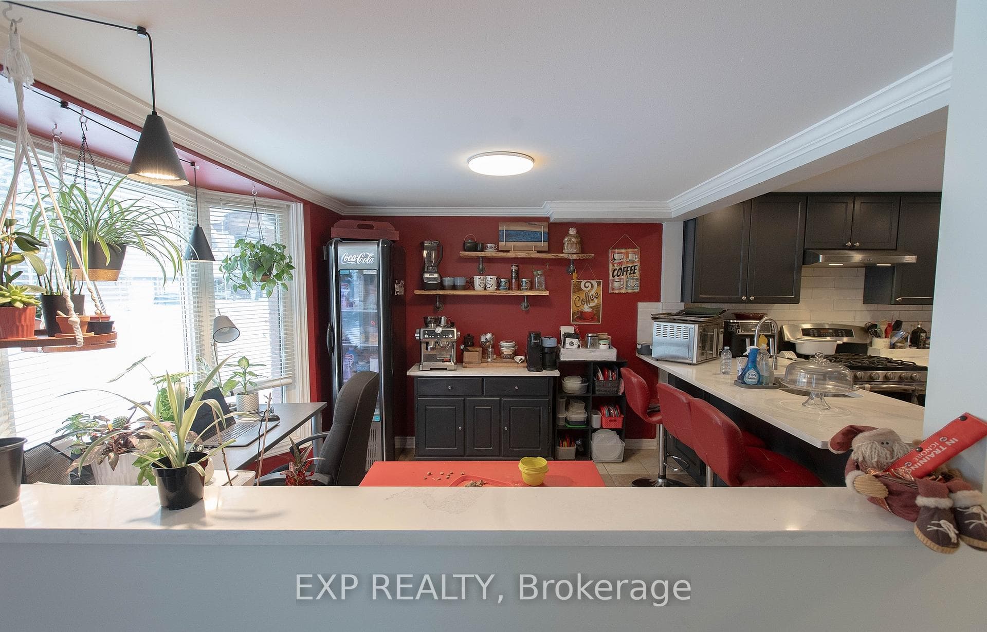 1108 Grenoble Crescent photo 2