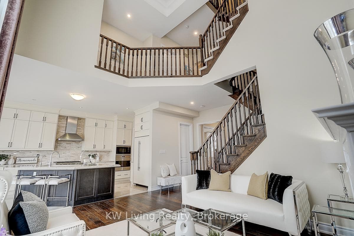 292 Angus Glen Boulevard photo 14