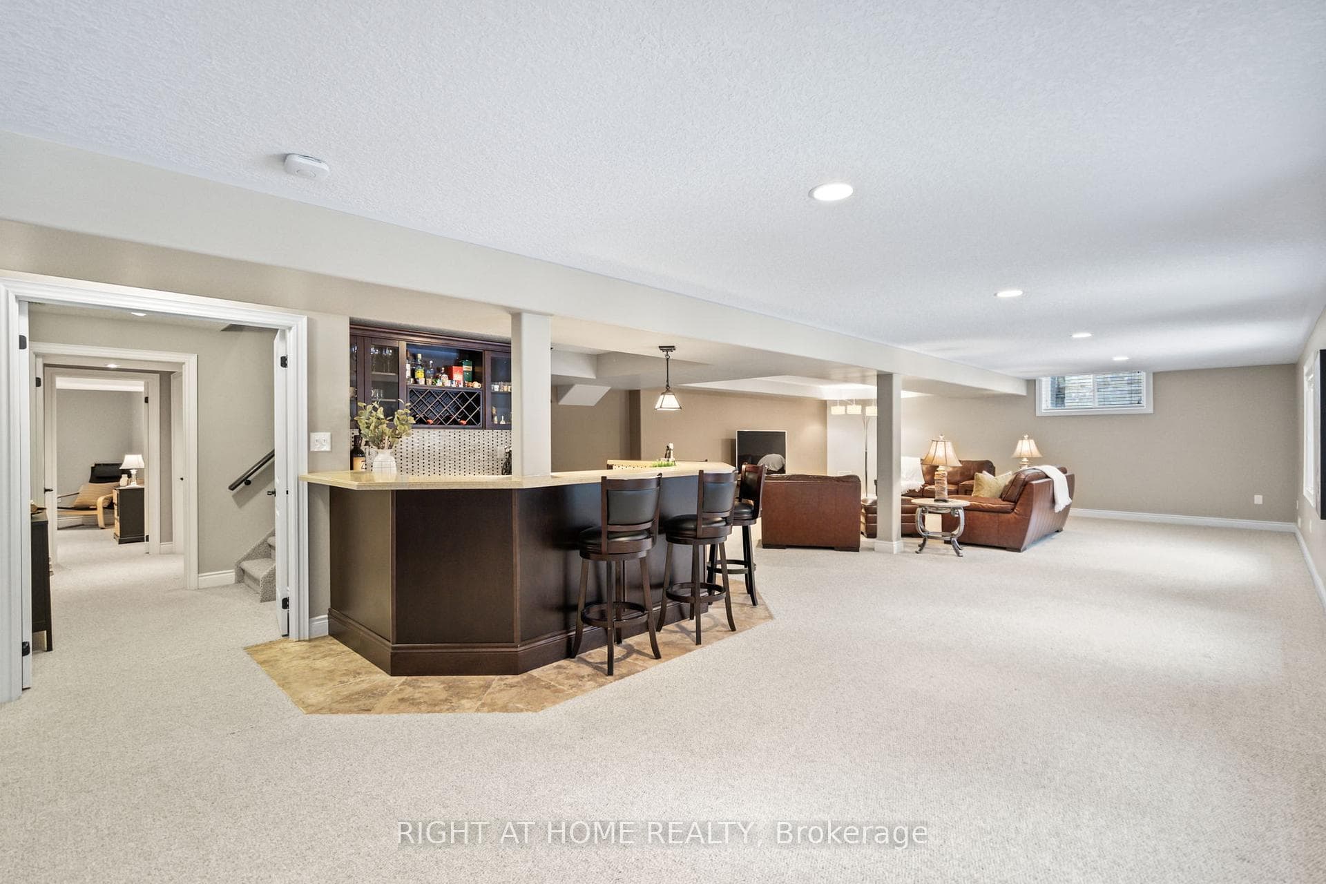 60 Jane Avenue photo 29