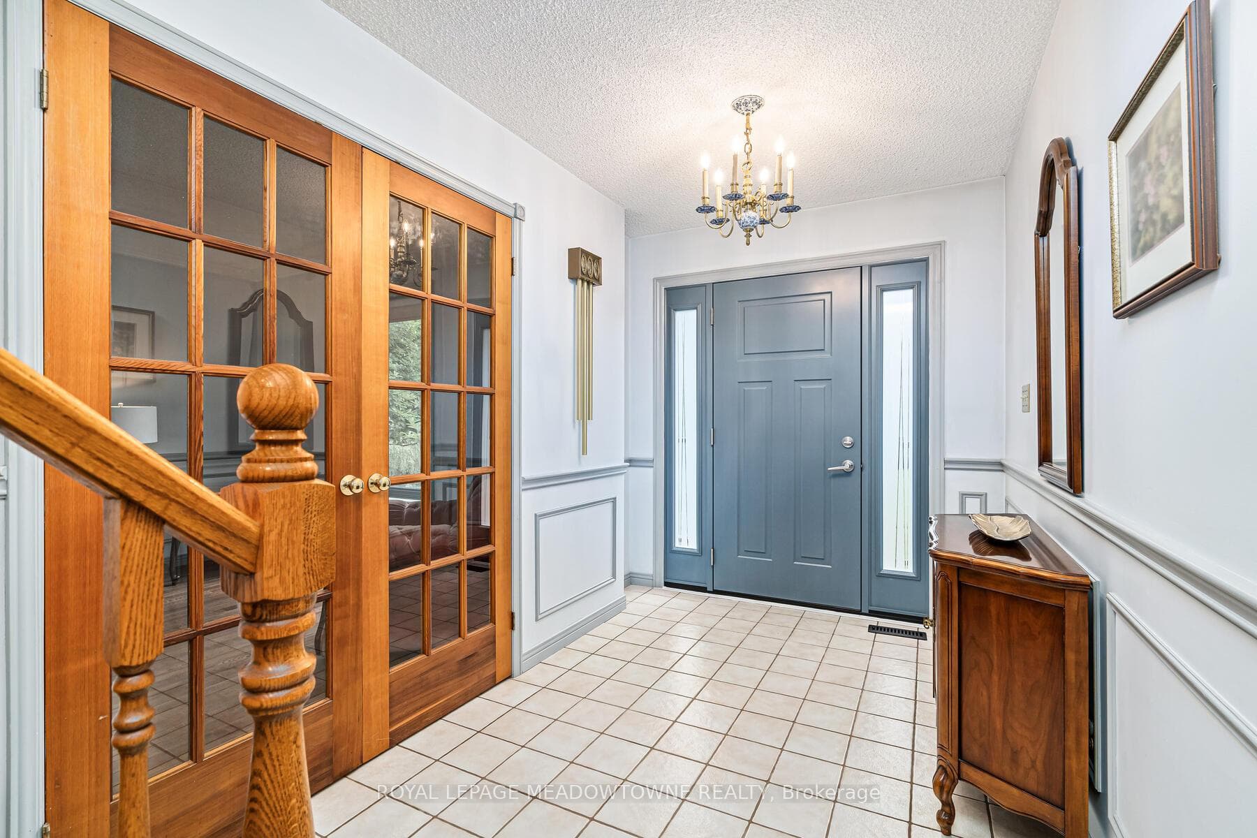 2025 Blacklock Street photo 7