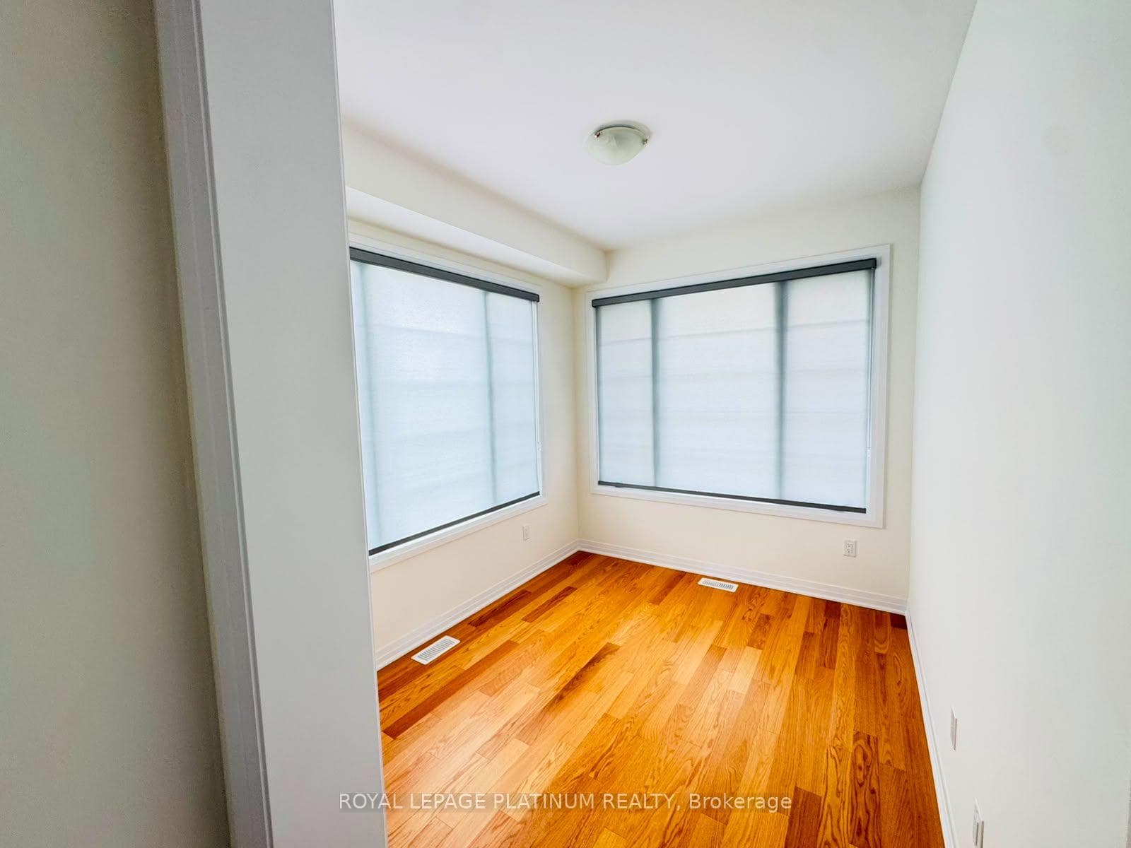 165 Wilmot Road photo 36