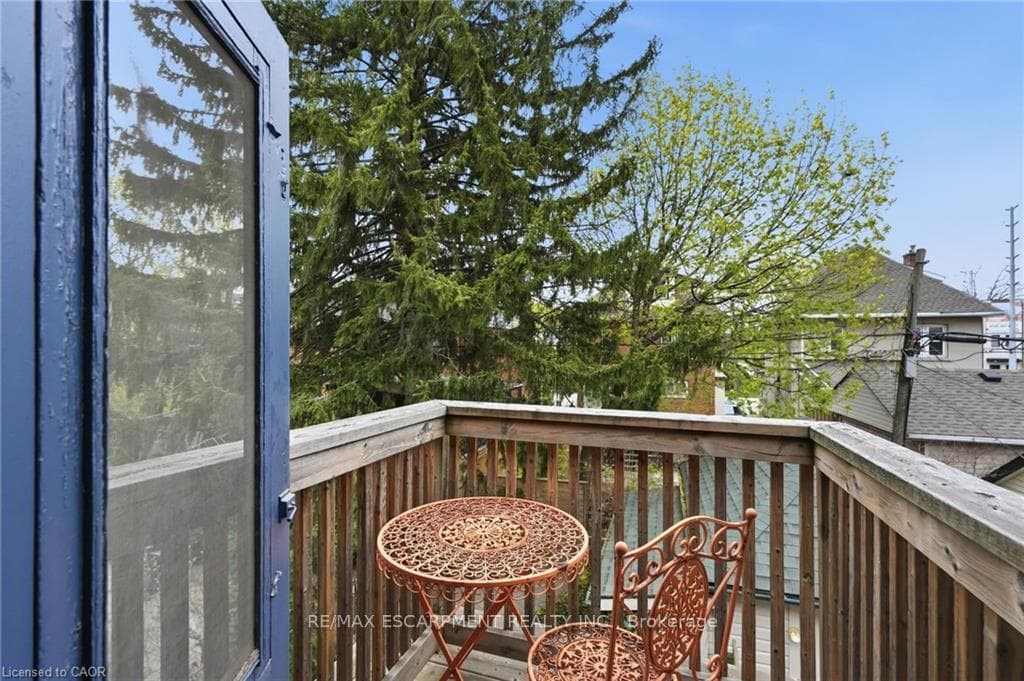 37 Connaught Avenue photo 36