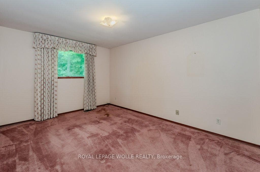 107 Greenbrier Drive photo 20