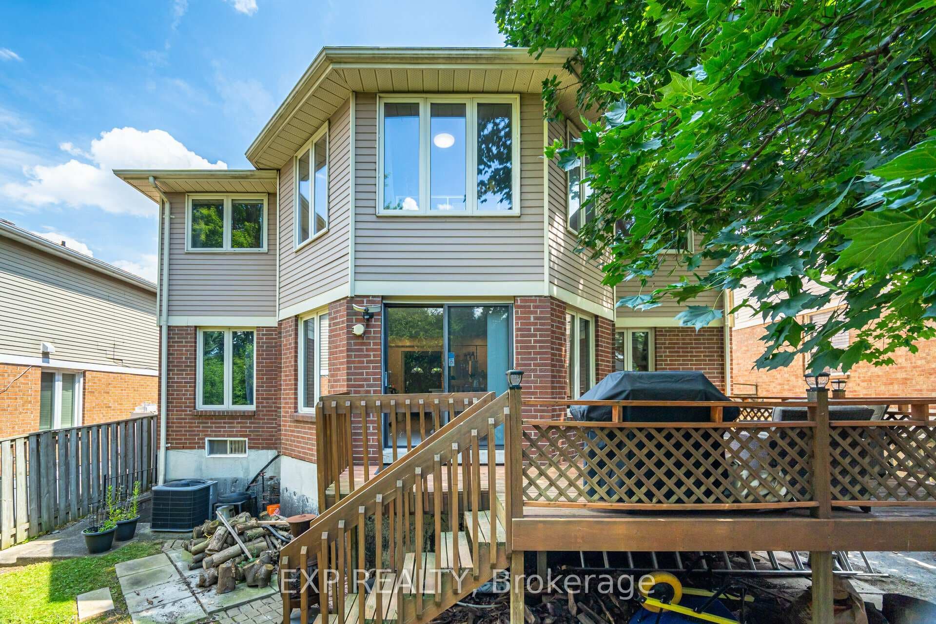 24 Howell Street photo 37