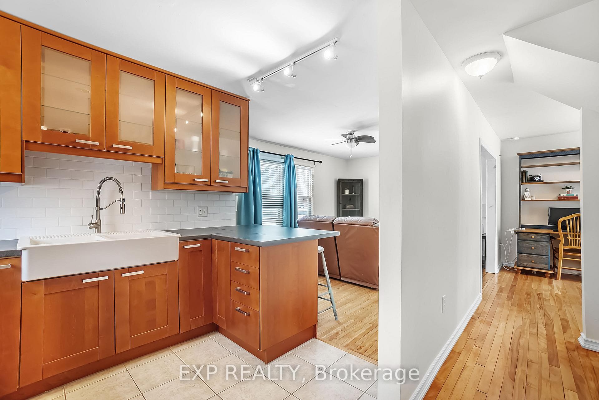 215 North Street photo 18
