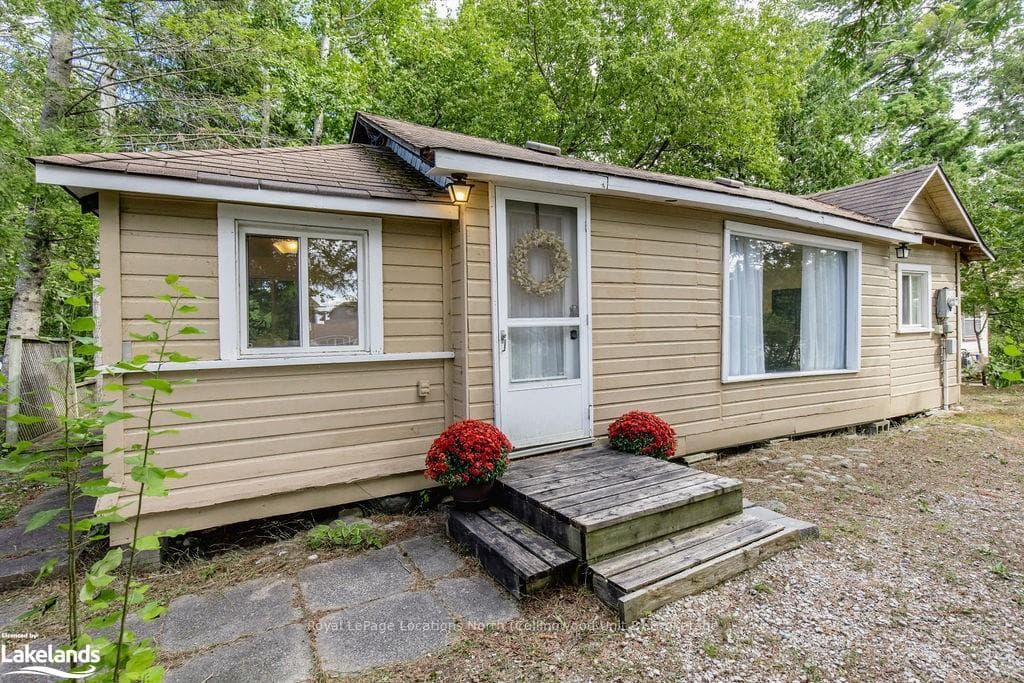 1221 RIVER Road photo 1