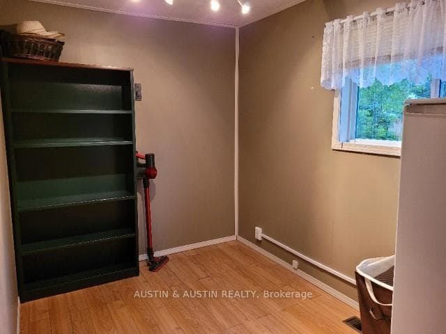 265 Duke Street photo 17