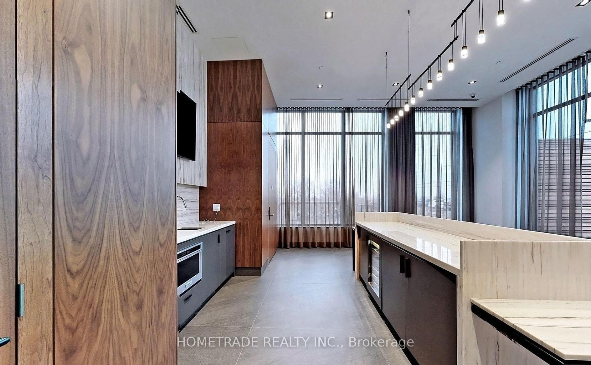7895 Jane Street Unit 2406 photo 24
