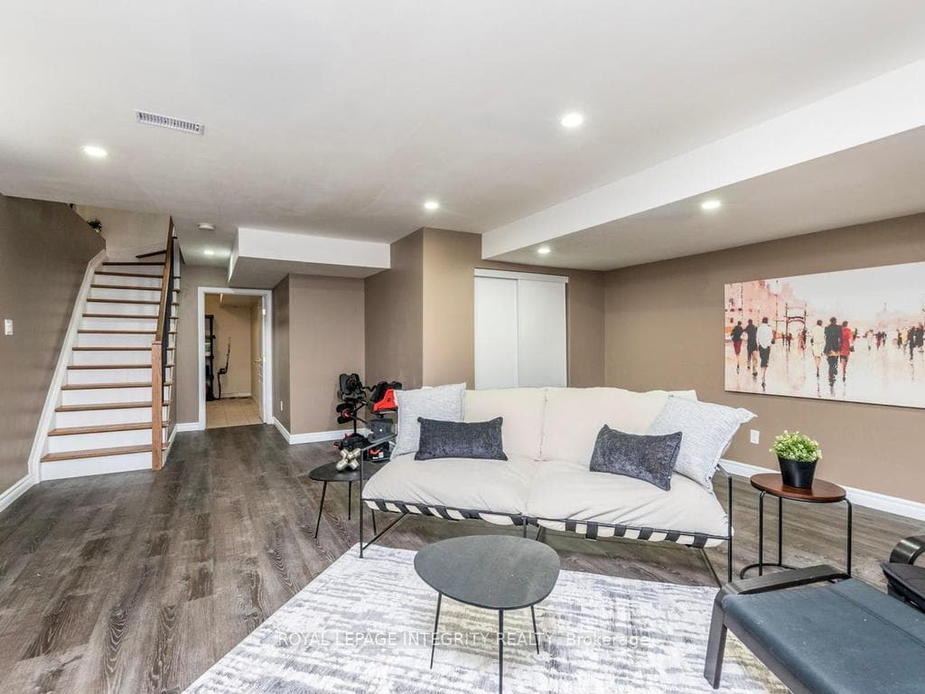 176 Parkin Circle photo 31