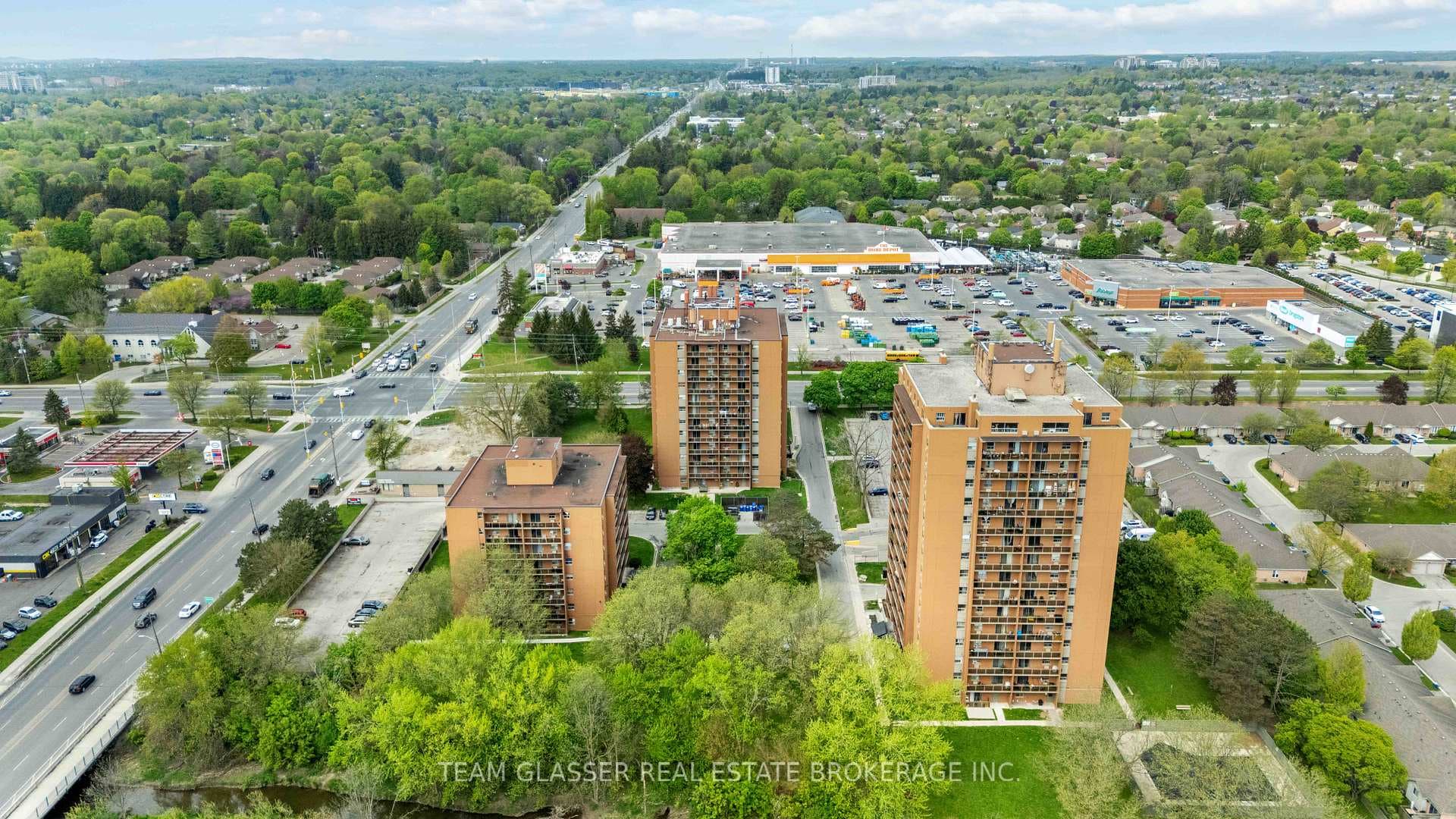1570 Adelaide Street Unit 221 photo 33