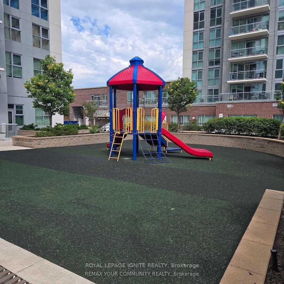 2150 Lawrence Avenue Unit 1207 photo 22