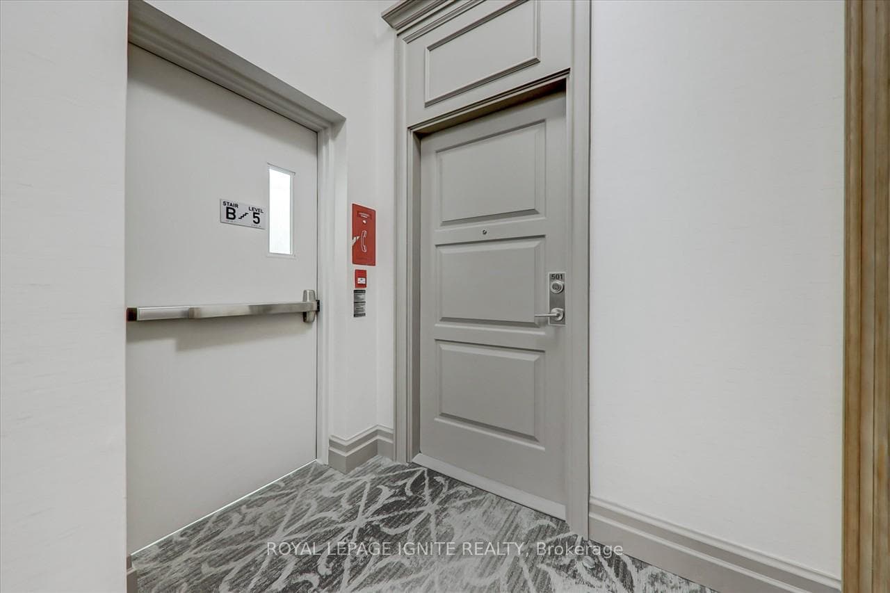 36 Elm Drive Unit 501 photo 6