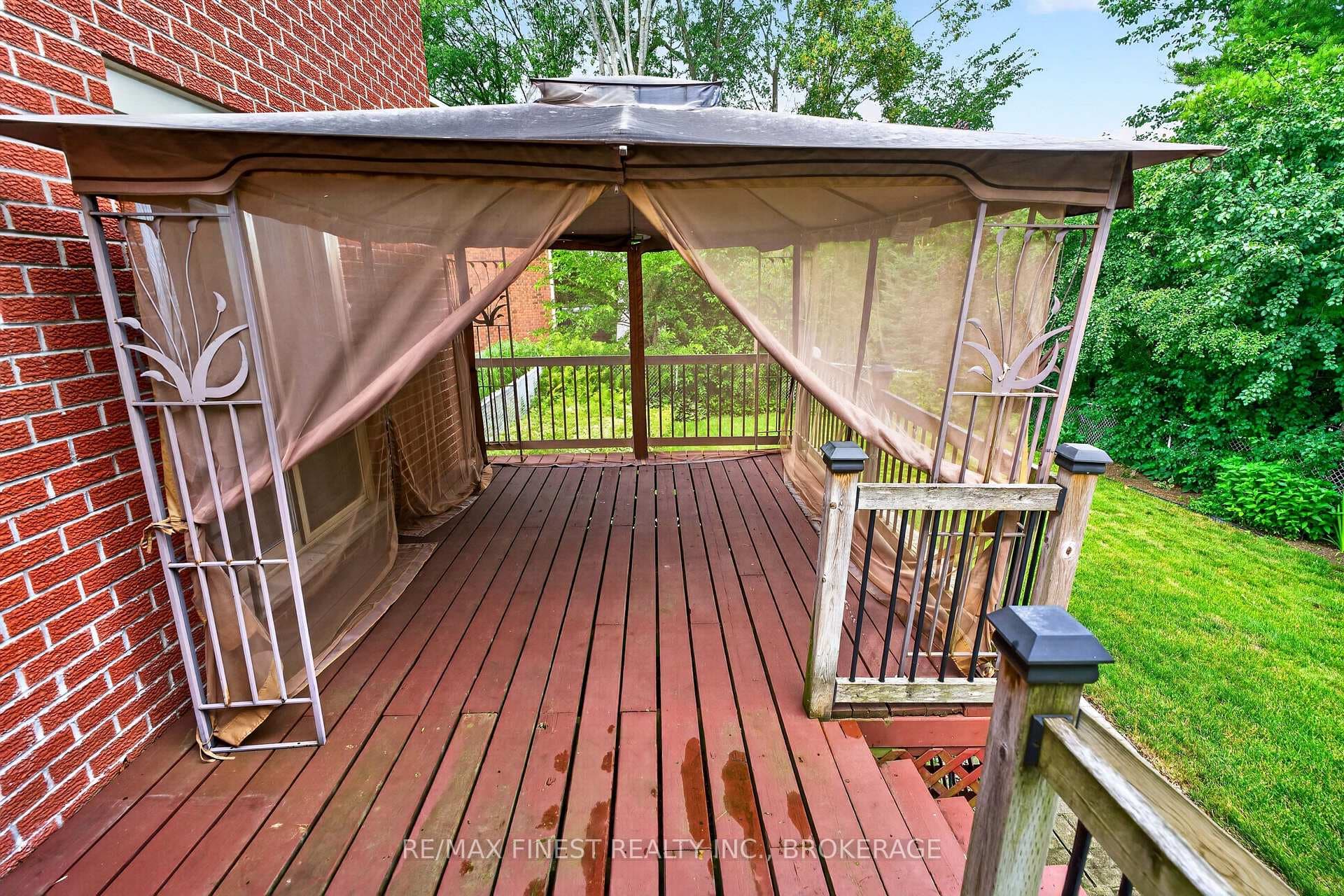 886 Bridle Path Crescent photo 41