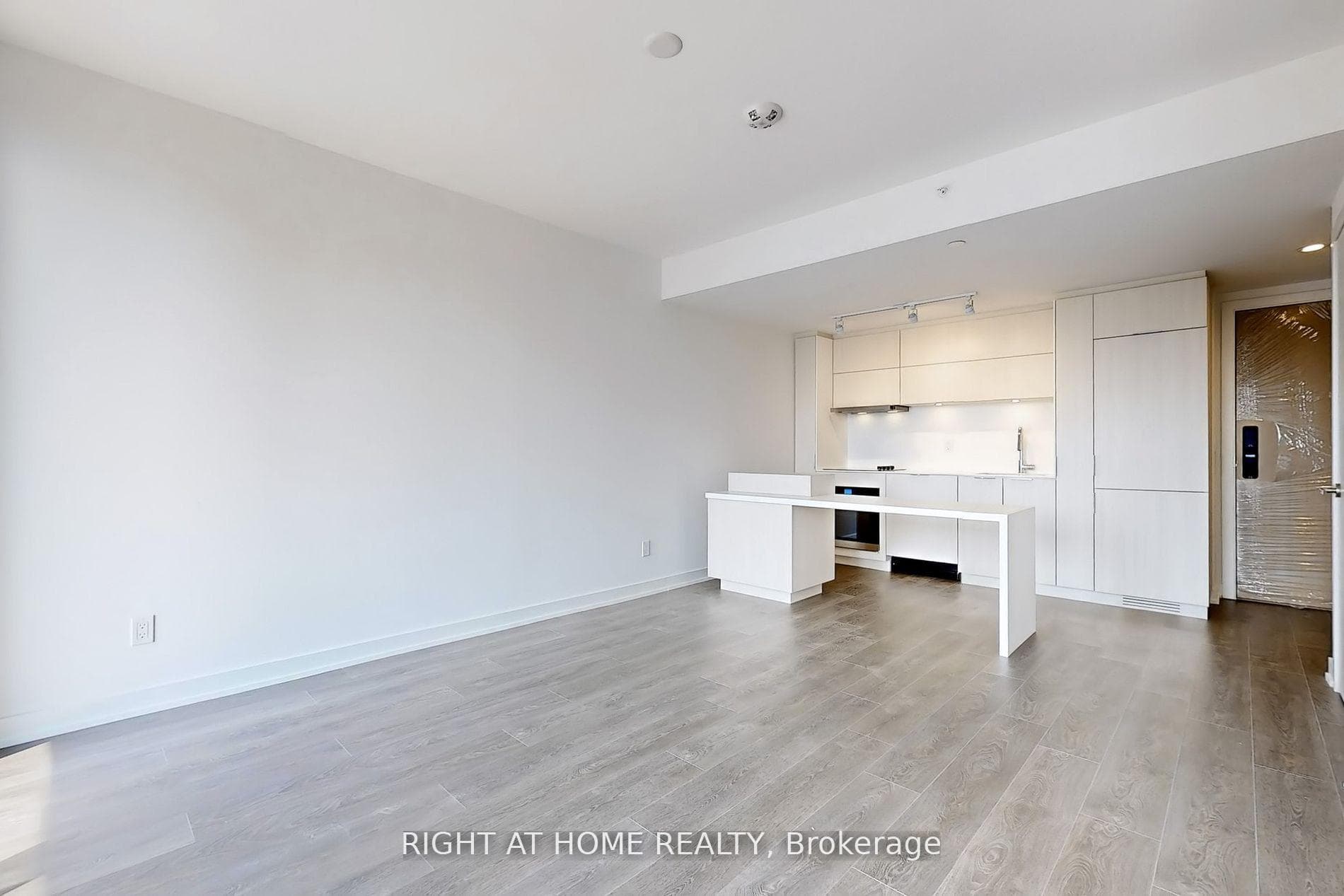 370 Martha Street Unit 1809 photo 12