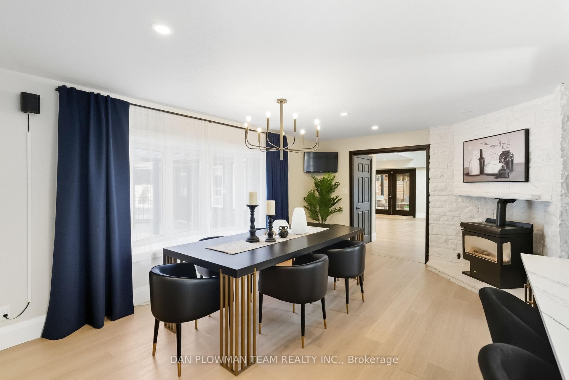 1007 Dunlop Street photo 22