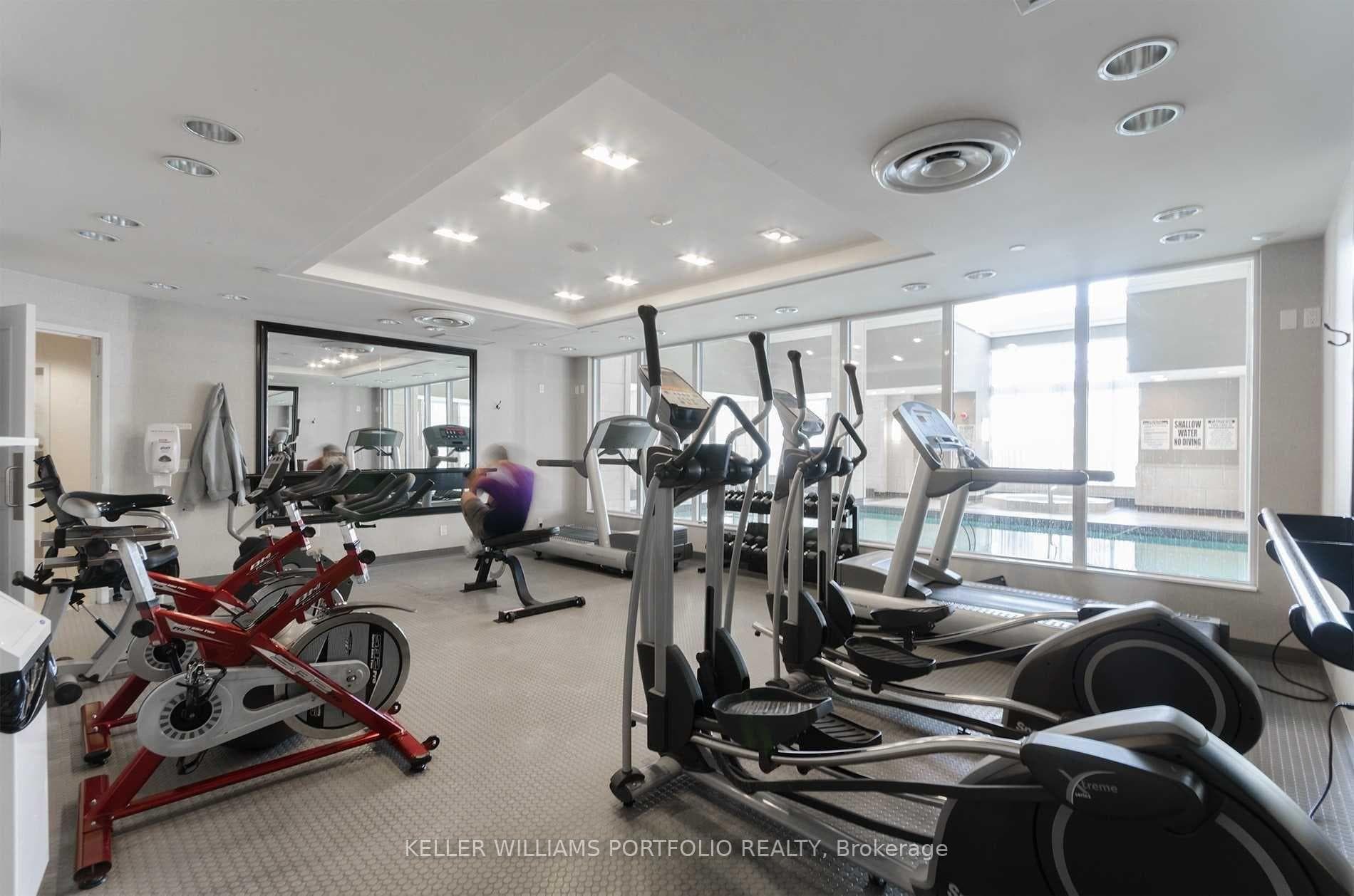 350 Red Maple Road Unit 1210 photo 17