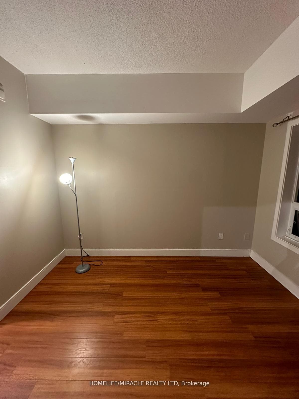 1 Wellington Street Unit 406 photo 9