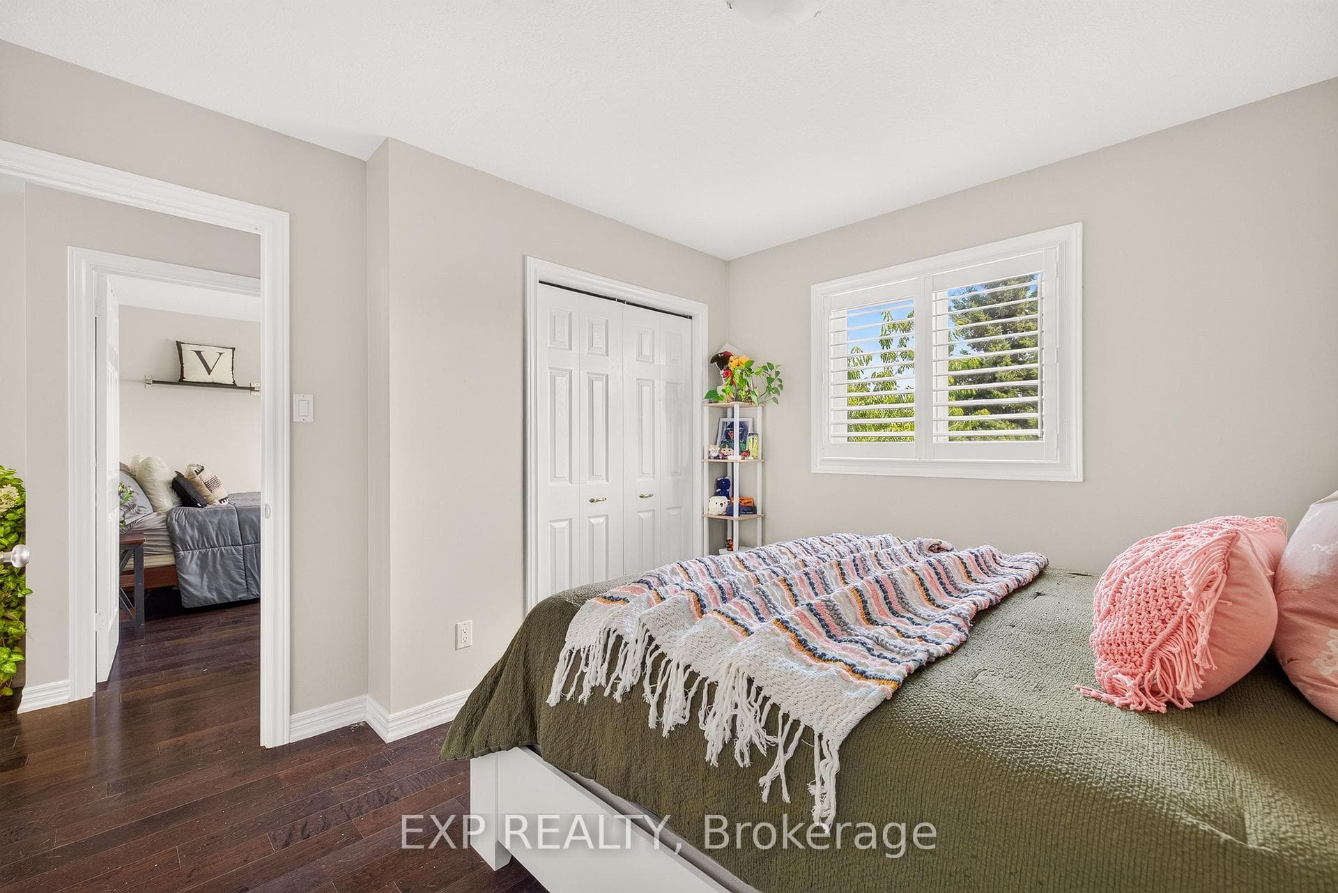 620 Munich Circle photo 27