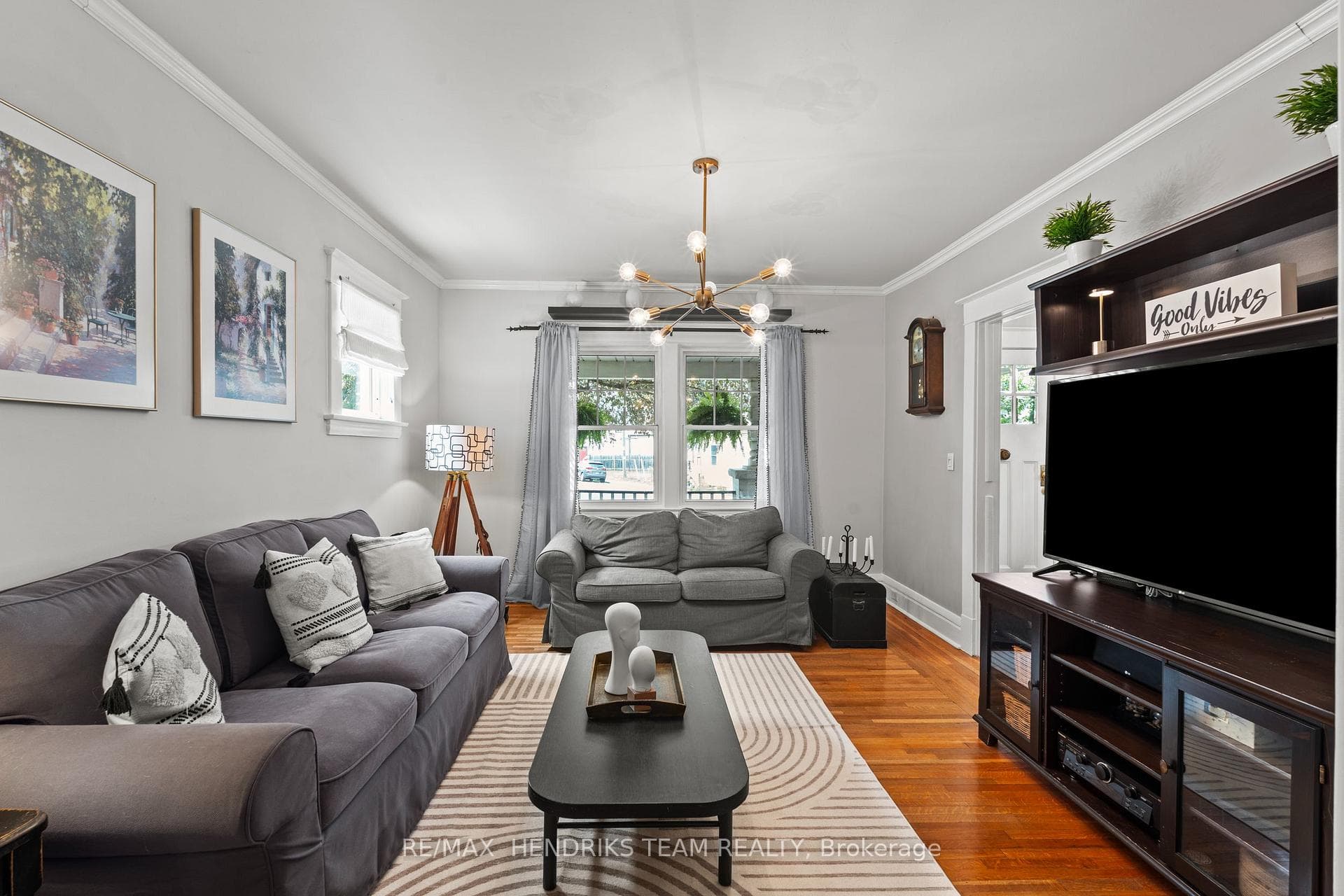 150 York Street photo 13