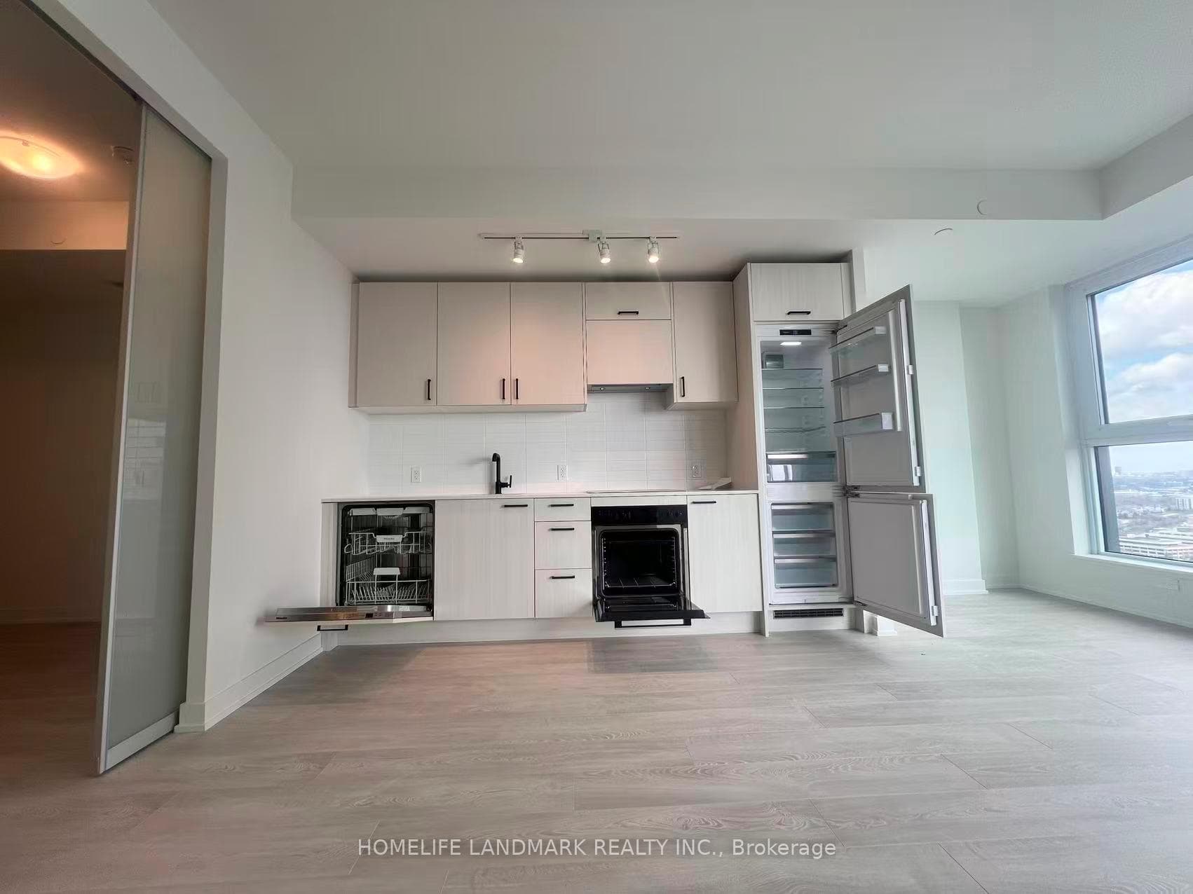 1 QUARRINGTON Lane Unit 3010 photo 8