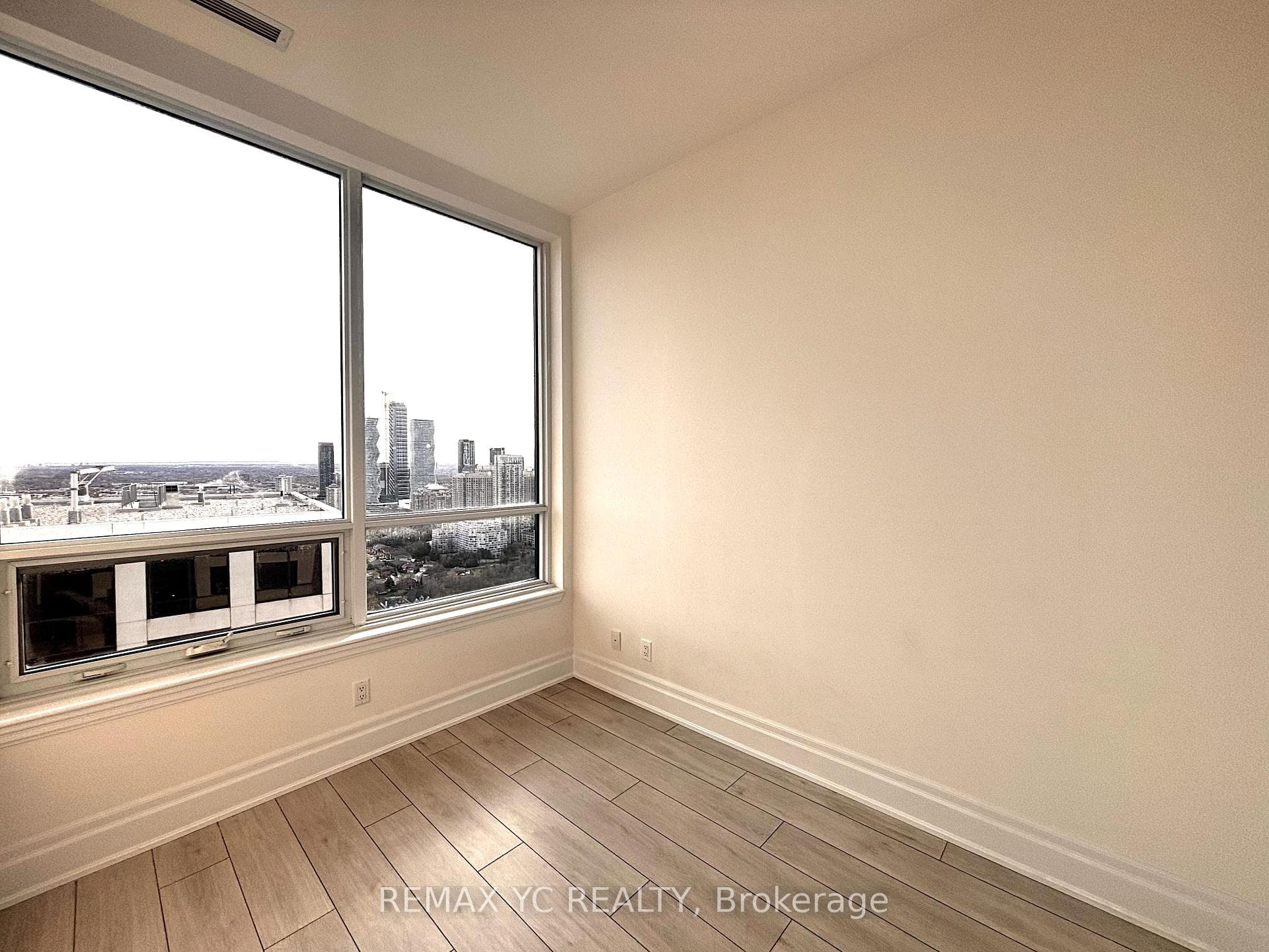 30 Elm Drive Unit PH06 photo 15