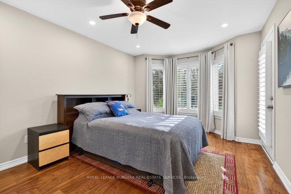 89 Stonegate Drive photo 26